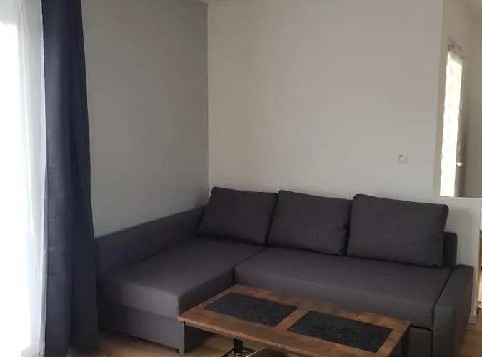 홀리데이파크 Normandie Sword